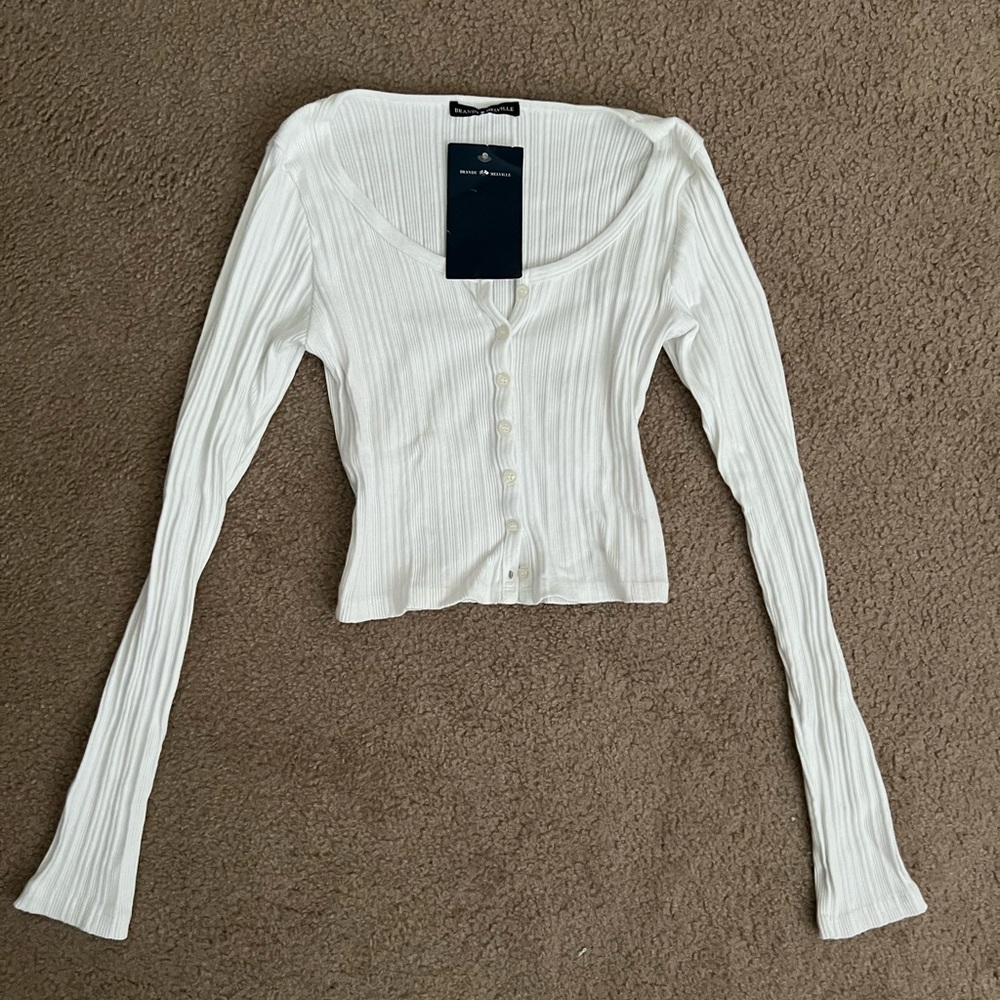 BRANDY MELVILLE LONG SLEEVE TOP